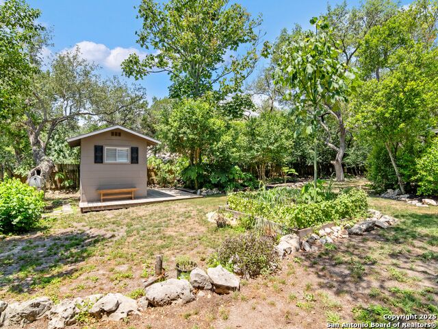 132 Wagon Trail Road, Shavano Park, Texas image 31
