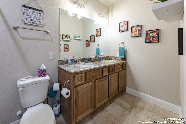 200 S Calvin Barrett, Blanco, Texas image 25