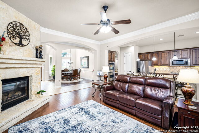 19530 Creekview Oaks, Garden Ridge, Texas image 13