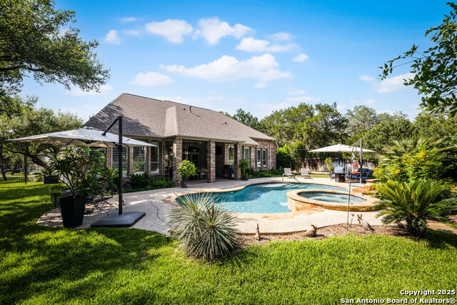 19530 Creekview Oaks, Garden Ridge, Texas image 2