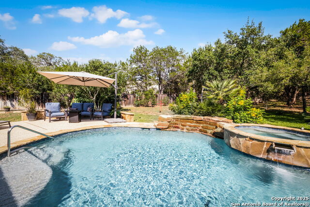 19530 Creekview Oaks, Garden Ridge, Texas image 3