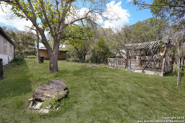 176 County Road 5633, Castroville, Texas image 3