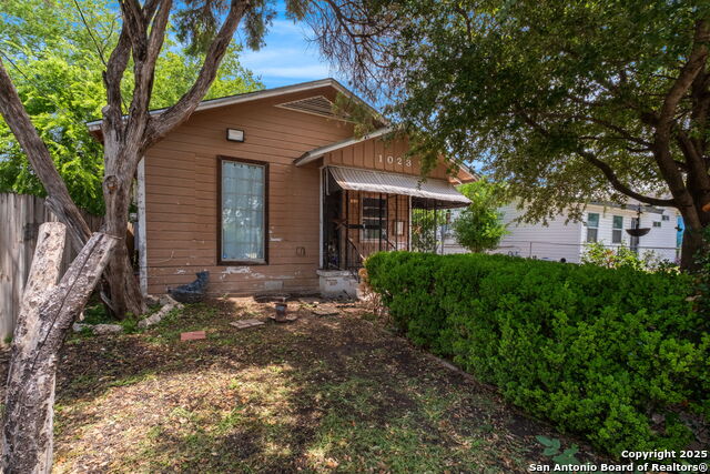 1023 Delaware St, San Antonio, Texas image 2