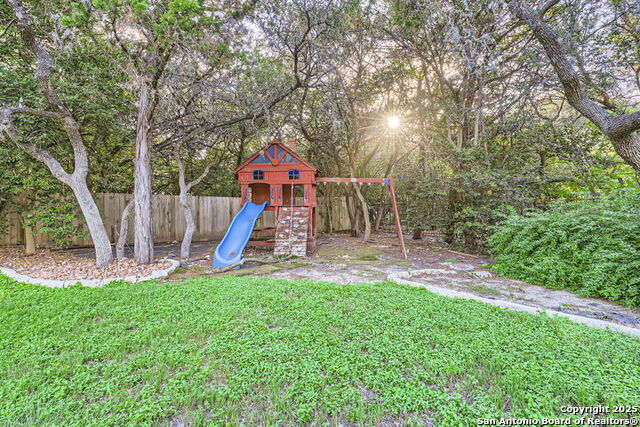 512 Blackjack Oak, Shavano Park, Texas image 37