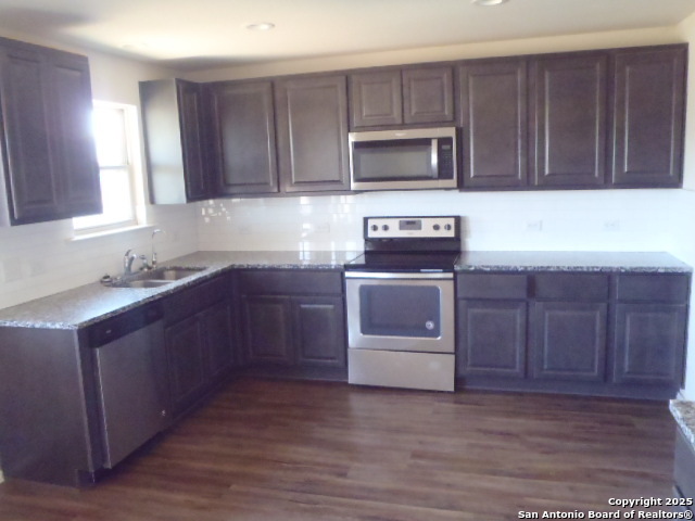 2201 Wirtz, Seguin, Texas image 10