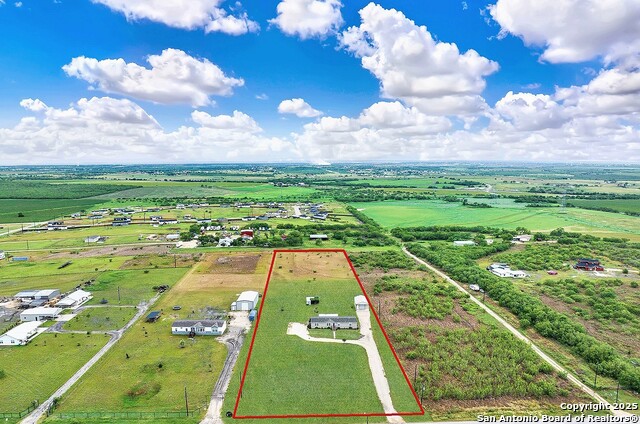 1640 Wosnig Rd, Marion, Texas image 2