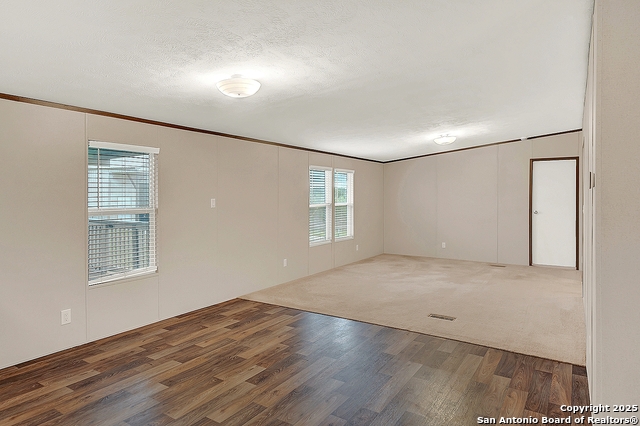 1640 Wosnig Rd, Marion, Texas image 27