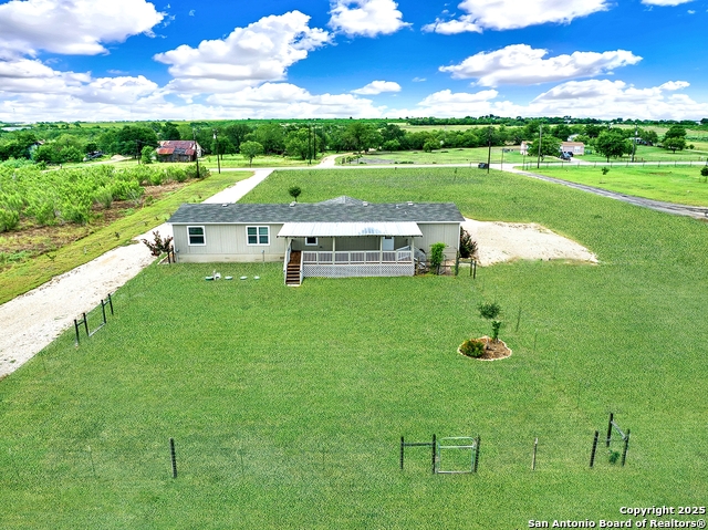 1640 Wosnig Rd, Marion, Texas image 6