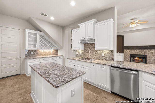 30171 Setterfeld, Fair Oaks Ranch, Texas image 15