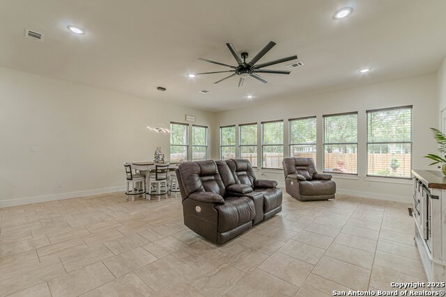 114 Mokukua Lane, Bastrop, Texas image 14