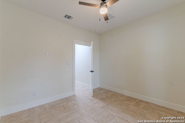 114 Mokukua Lane, Bastrop, Texas image 31