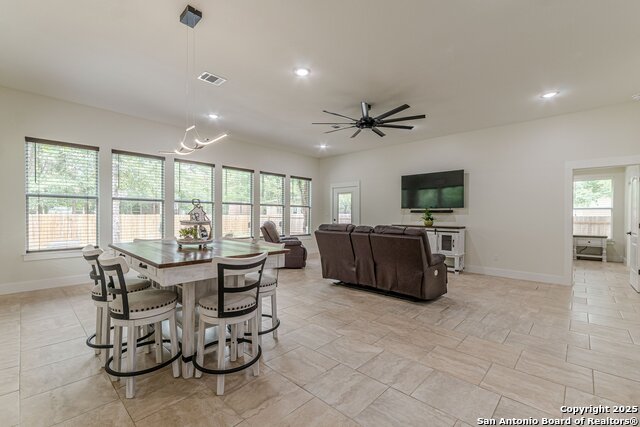 114 Mokukua Lane, Bastrop, Texas image 9