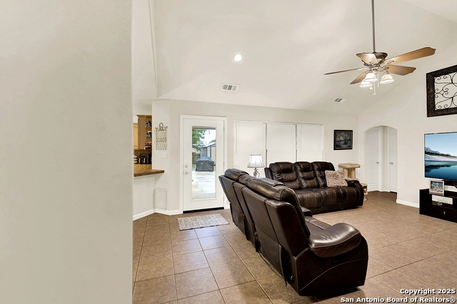 709 Voges, Poth, Texas image 24