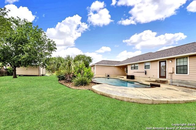 709 Voges, Poth, Texas image 45