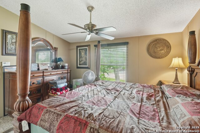 1111 Valeria, Marion, Texas image 16