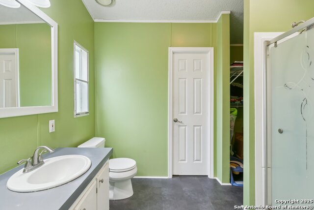1111 Valeria, Marion, Texas image 17