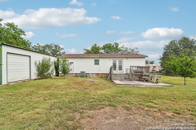 1111 Valeria, Marion, Texas image 32