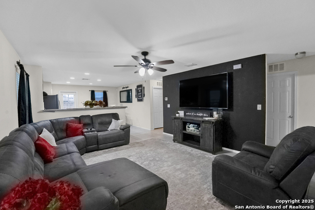 130 Texas Lantana, New Braunfels, Texas image 6