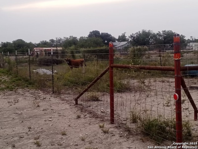 715 Rr 1572, Spofford, Texas image 12