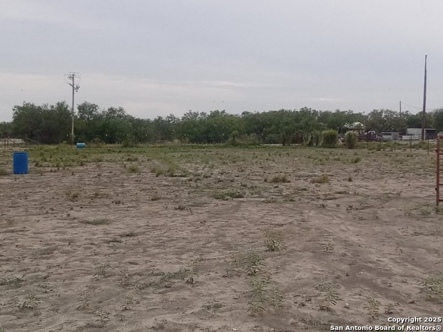 715 Rr 1572, Spofford, Texas image 9
