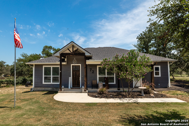 72 Red Fox, Poteet, Texas image 1