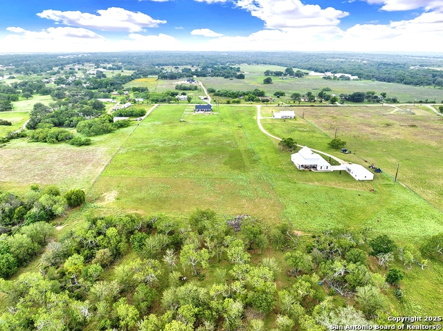 1474 County Road 342, La Vernia, Texas image 40