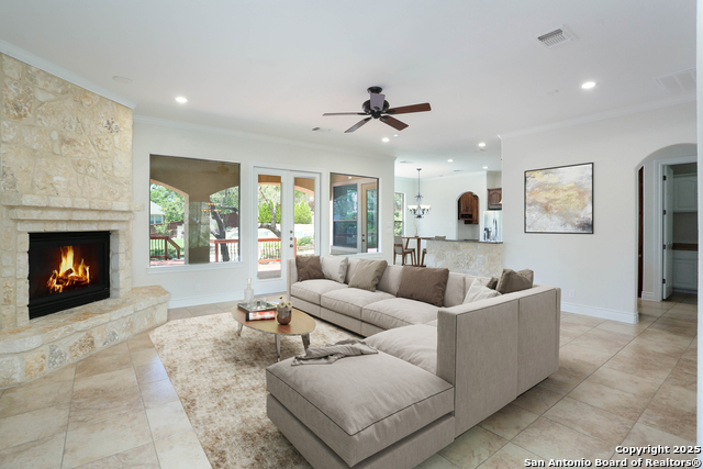 315 Tulorosa, Helotes, Texas image 9