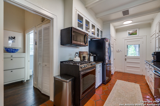 352 Blue Bonnet, Alamo Heights, Texas image 13