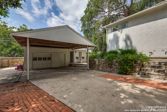 352 Blue Bonnet, Alamo Heights, Texas image 24