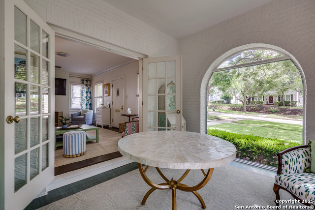 352 Blue Bonnet, Alamo Heights, Texas image 7