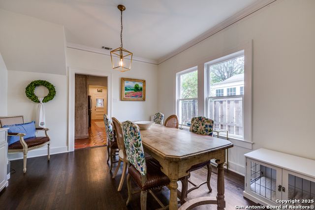 352 Blue Bonnet, Alamo Heights, Texas image 9