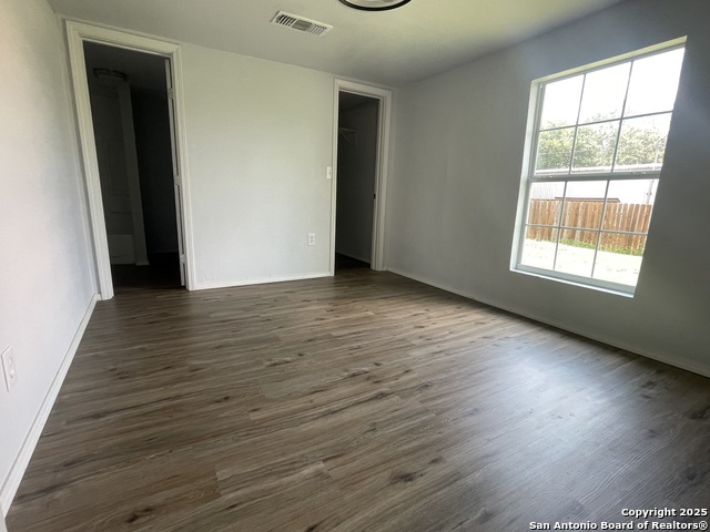 509 Brown, Jourdanton, Texas image 10