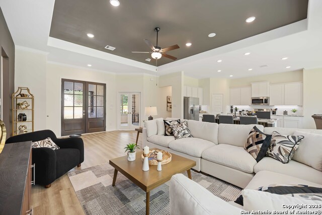 1587 Vista View Drive, Pleasanton, Texas image 7
