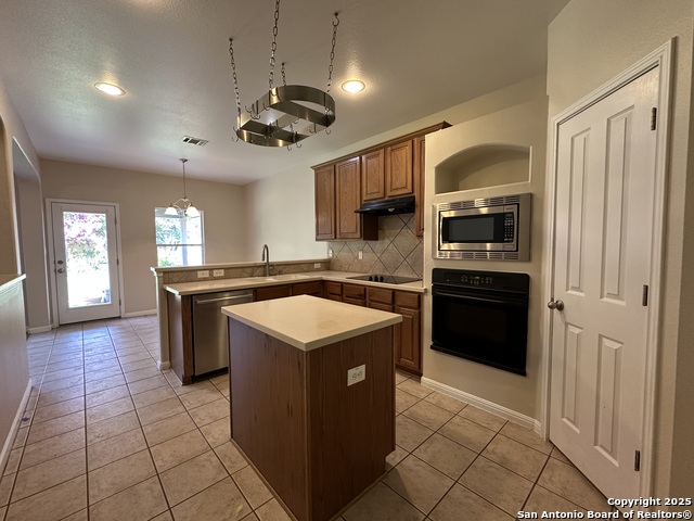 13814 Jubilee Way, Helotes, Texas image 4