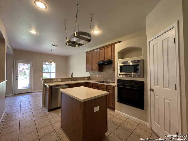 13814 Jubilee Way, Helotes, Texas image 7