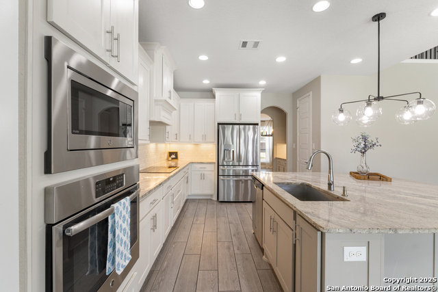 7986 Valley Crest, Fair Oaks Ranch, Texas image 10