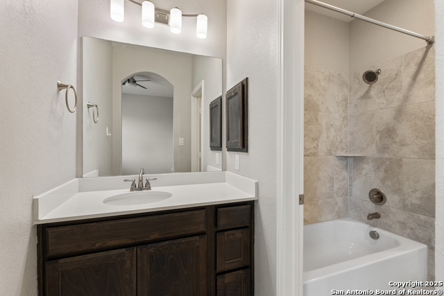 7986 Valley Crest, Fair Oaks Ranch, Texas image 18