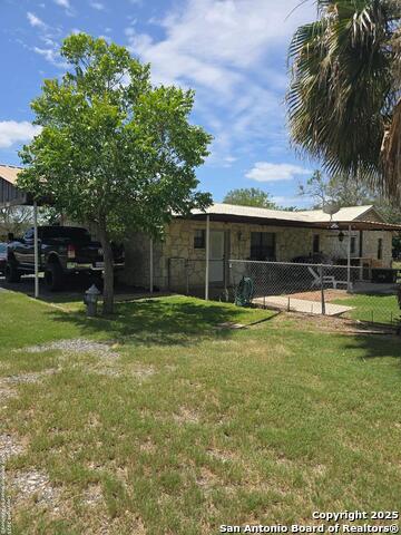 501 Green Street, Poth, Texas image 43