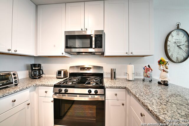 10746 Margarita Loop, Converse, Texas image 6