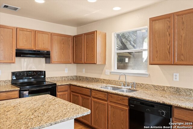 138 Hampton Run W., Boerne, Texas image 10