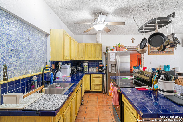 114 Pace Miller, Del Rio, Texas image 15