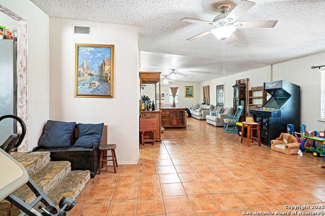 114 Pace Miller, Del Rio, Texas image 23