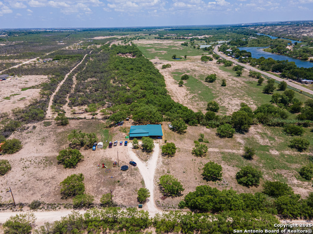 114 Pace Miller, Del Rio, Texas image 3