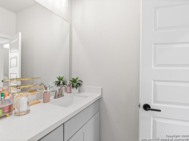 10012 Rebecca Place, Boerne, Texas image 36