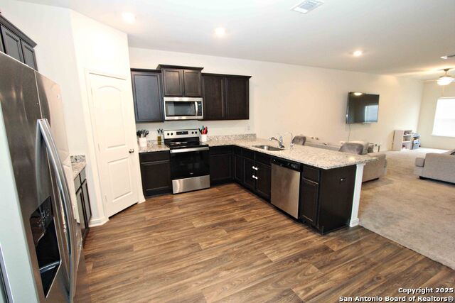 10934 Monterey Pike, Converse, Texas image 10