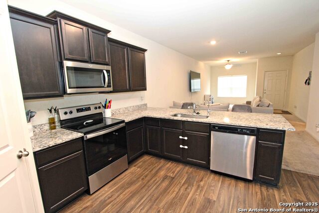 10934 Monterey Pike, Converse, Texas image 13