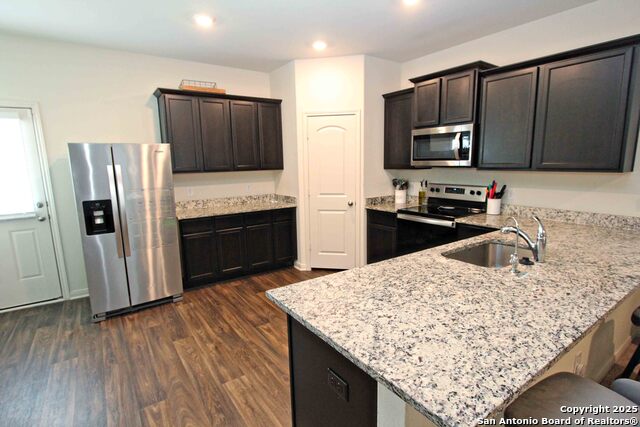10934 Monterey Pike, Converse, Texas image 15