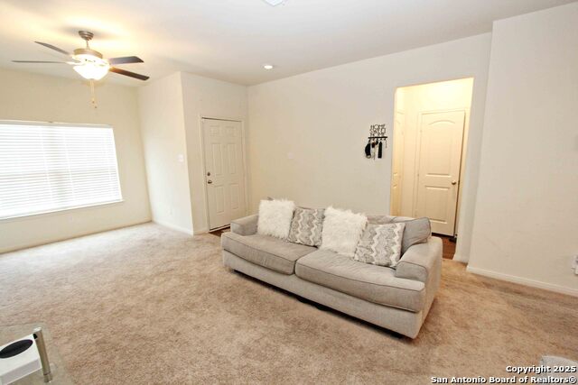 10934 Monterey Pike, Converse, Texas image 7