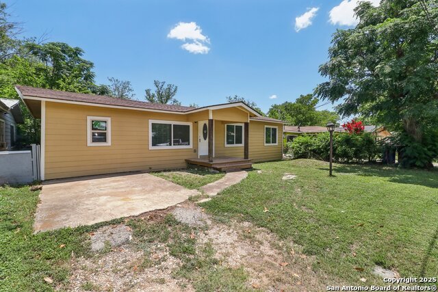 937 Anderson, Seguin, Texas image 3