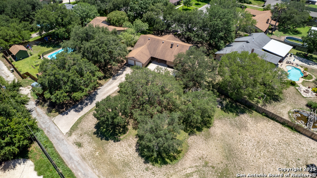 100 E Bluebonnet, Uvalde, Texas image 30